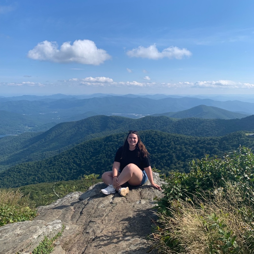 Meet your Posher, Hannah